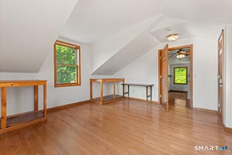 30 Old Middle Road Brookfield CT 06804