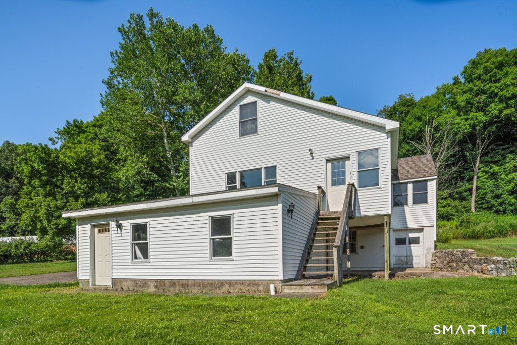 30 Old Middle Road Brookfield CT 06804