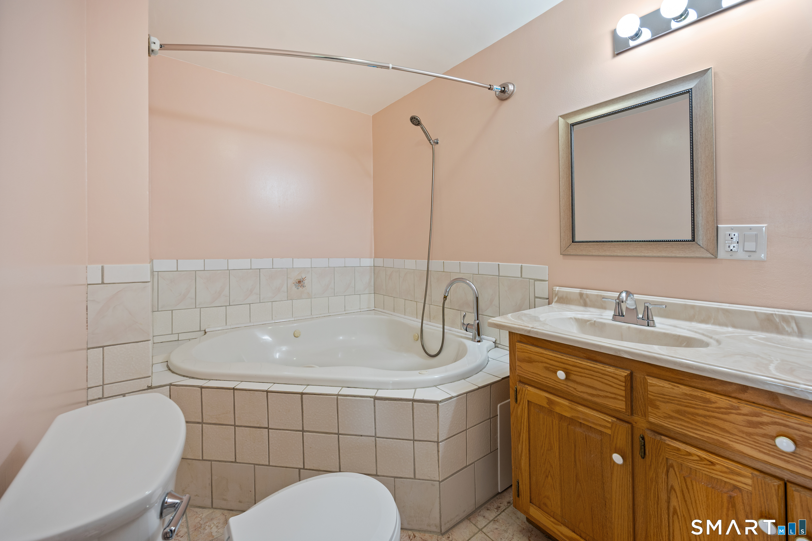 1195 New Britain Avenue West Hartford CT 06110
