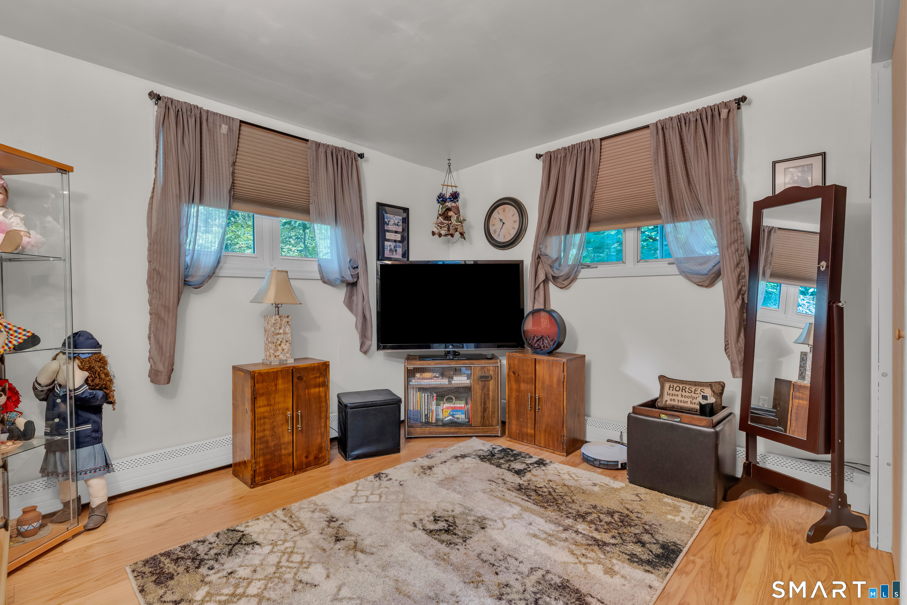 7 Old Hickory Lane Branford CT 06405