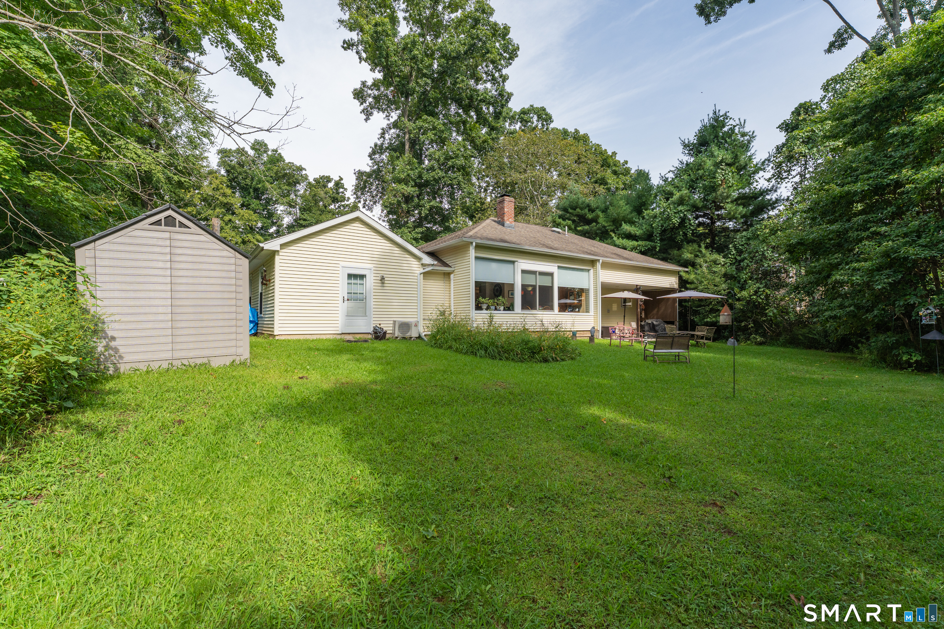 7 Old Hickory Lane Branford CT 06405