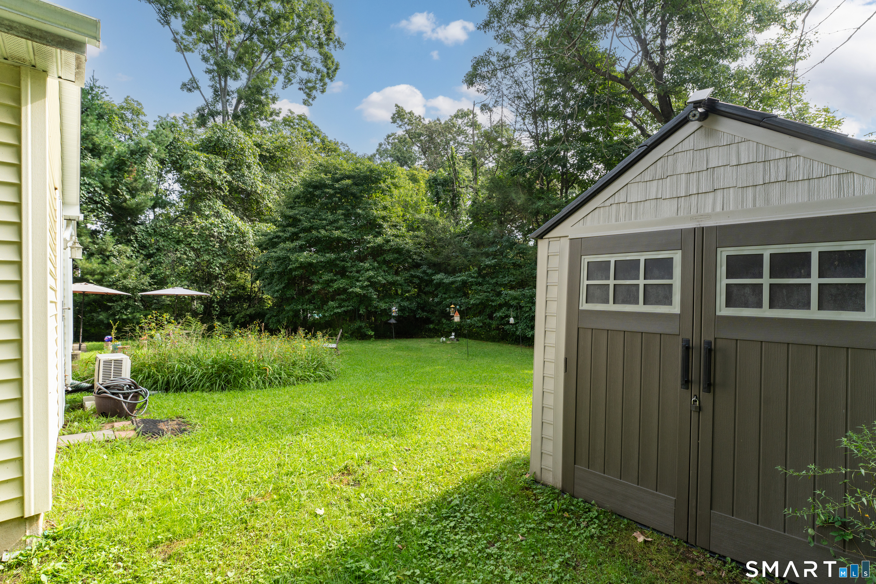 7 Old Hickory Lane Branford CT 06405