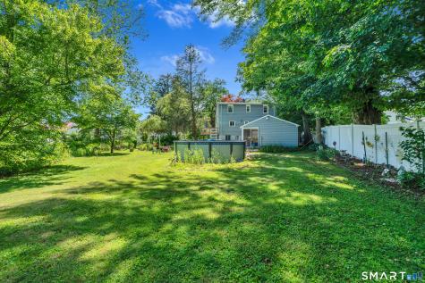 211 Maple Avenue North Haven CT 06473
