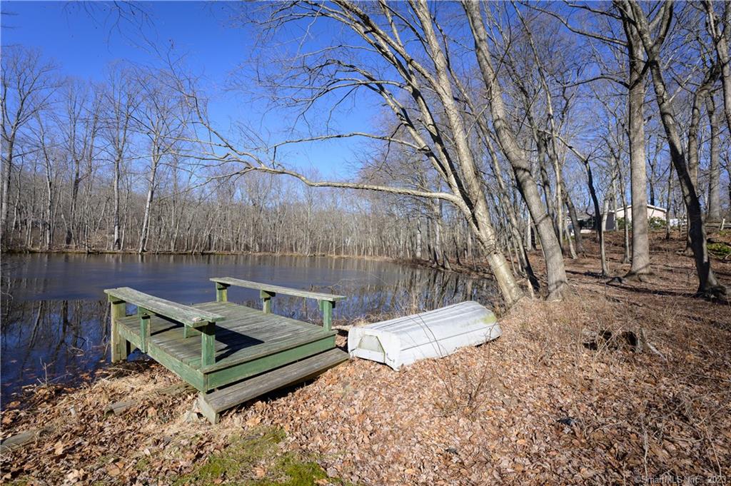 68 Cross Country Trail Stamford CT 06903