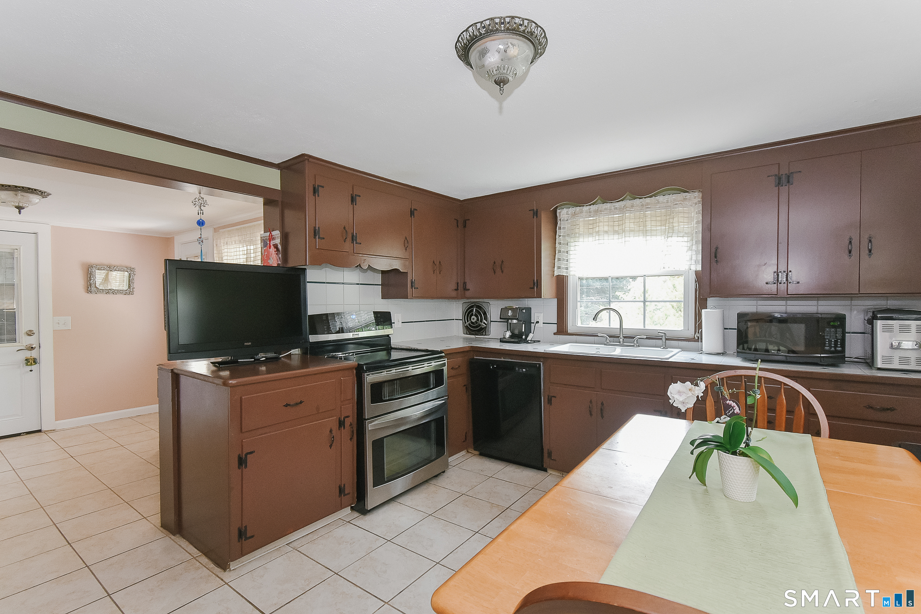 384 Long Hill Road South Windsor CT 06074