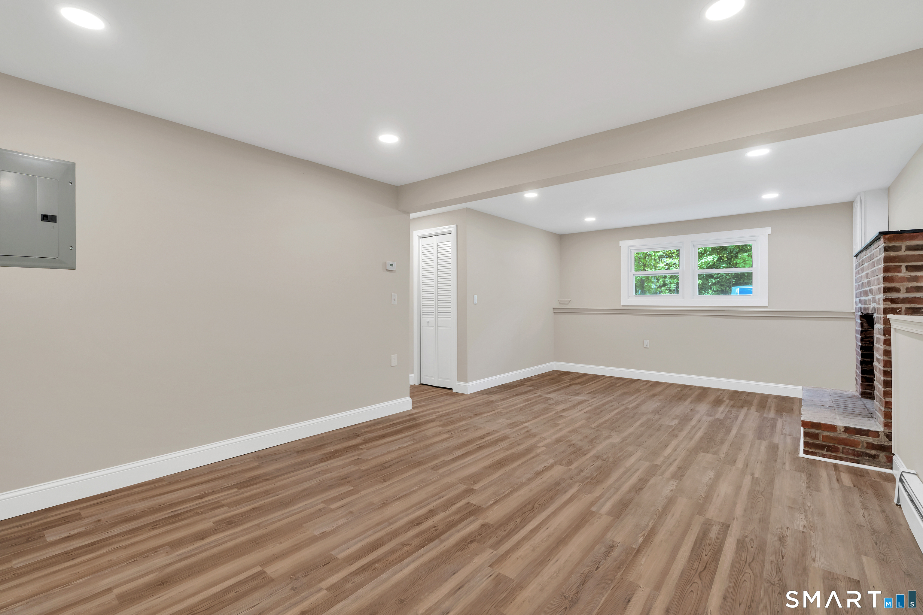 80 School House Road Wallingford CT 06492
