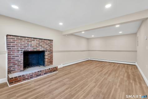 80 School House Road Wallingford CT 06492