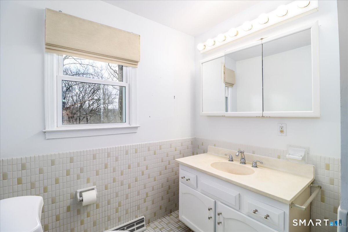 135 Parsonage Hill Road North Branford CT 06405