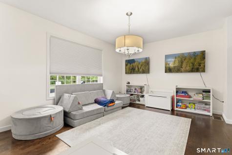 160 Canal Road Suffield CT 06078
