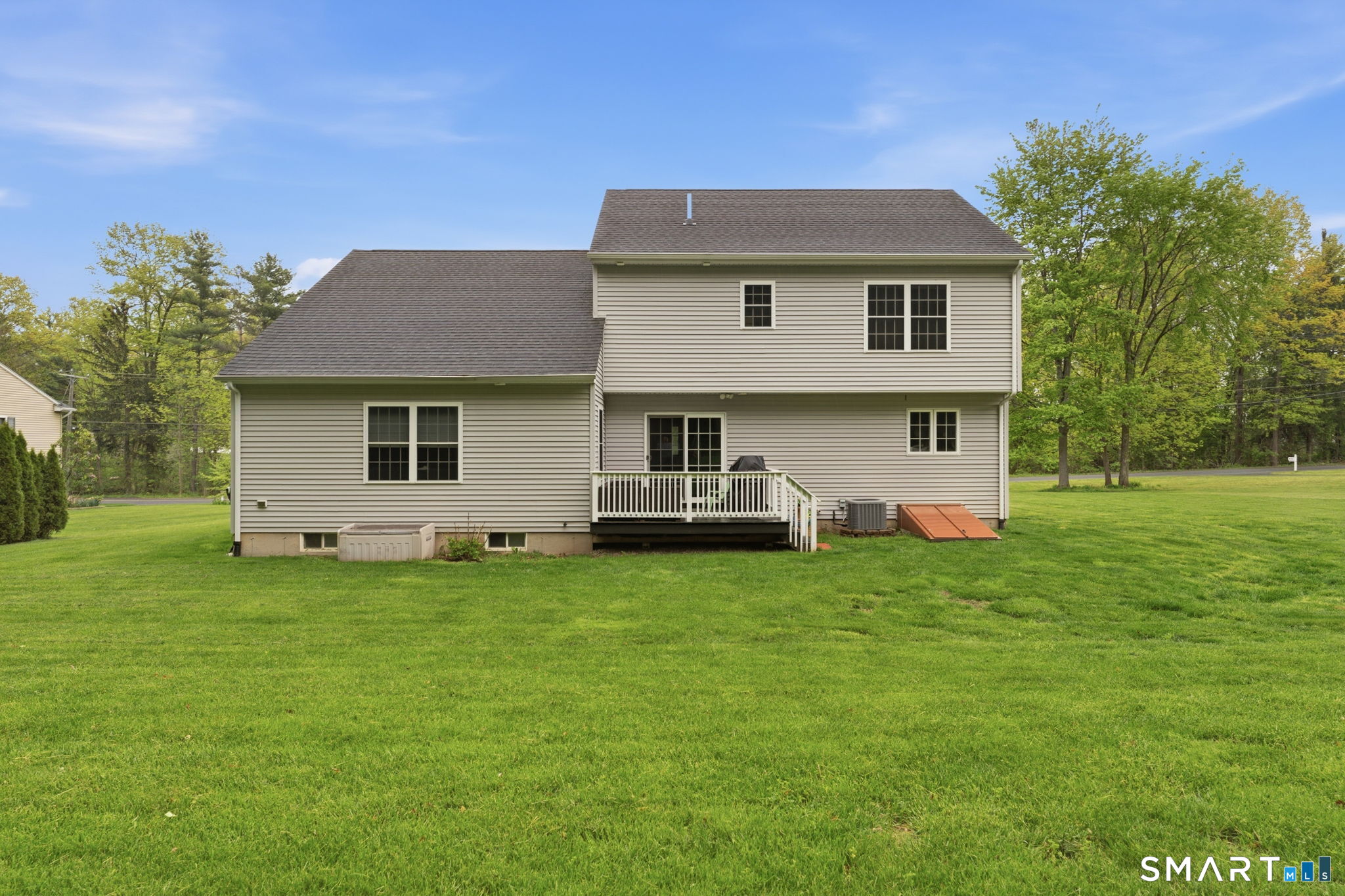 160 Canal Road Suffield CT 06078