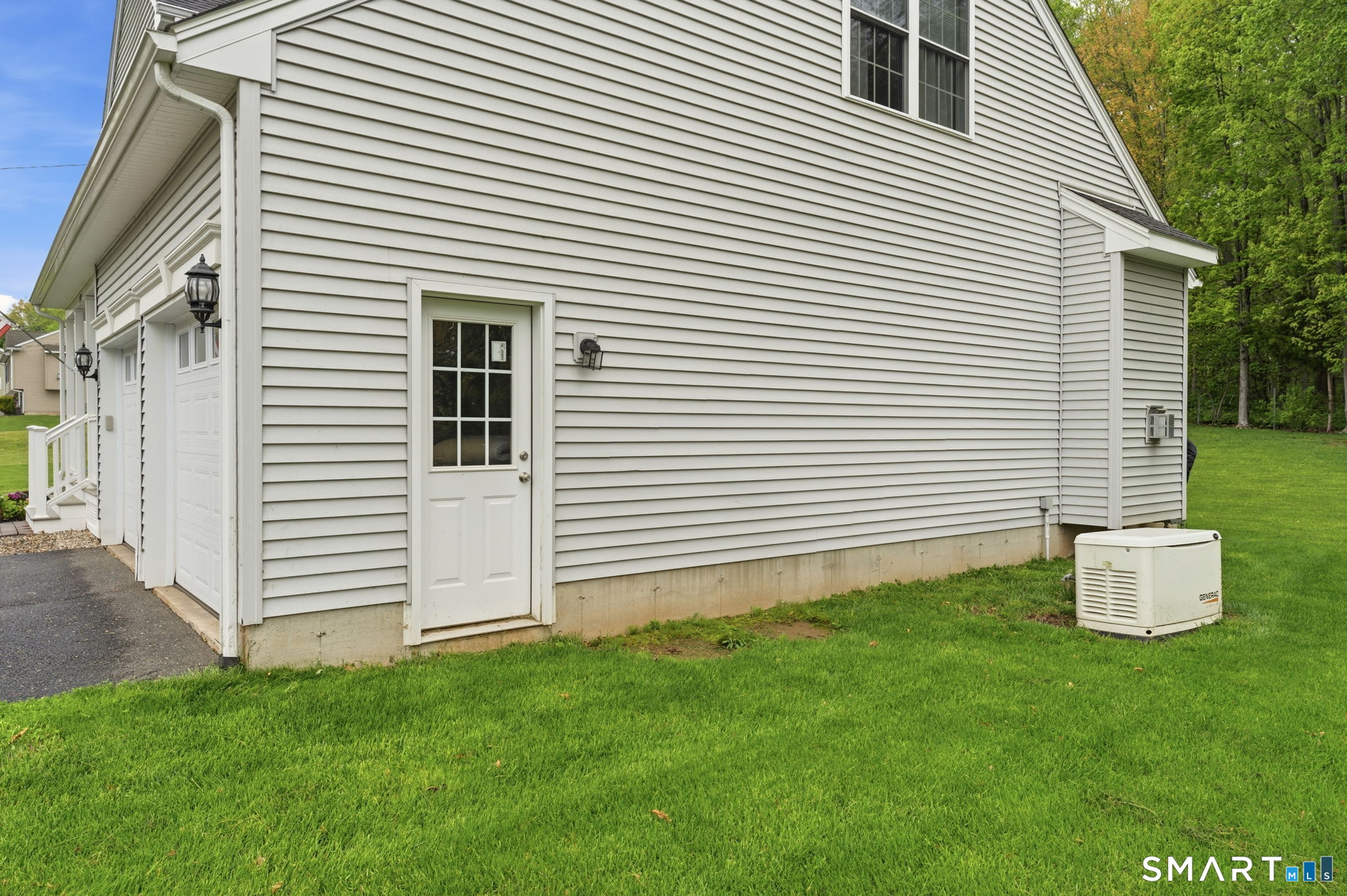 160 Canal Road Suffield CT 06078