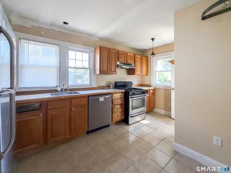 45 Queens Avenue Stratford CT 06614