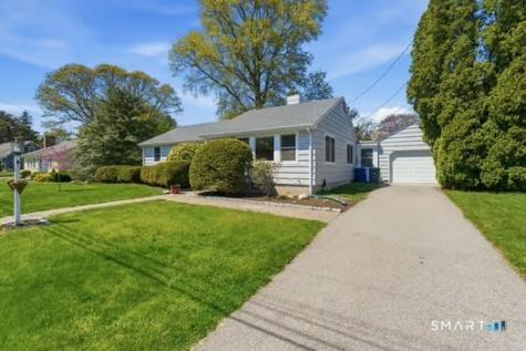 4 Judson Avenue Groton CT 06355
