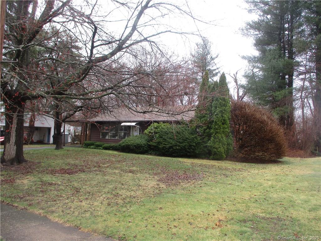 27 London Road Windsor CT 06095