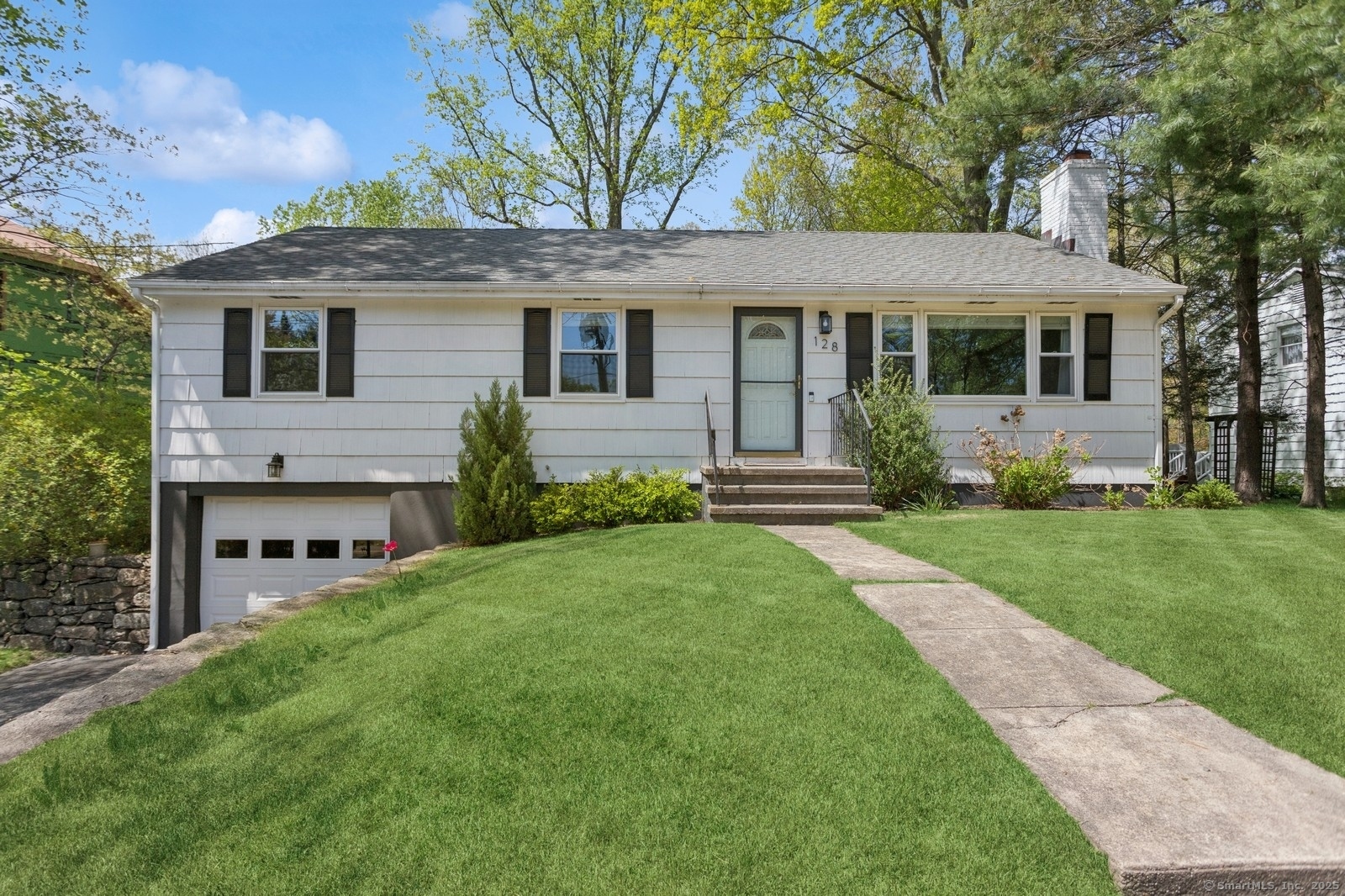 128 West Avenue Darien CT 06820