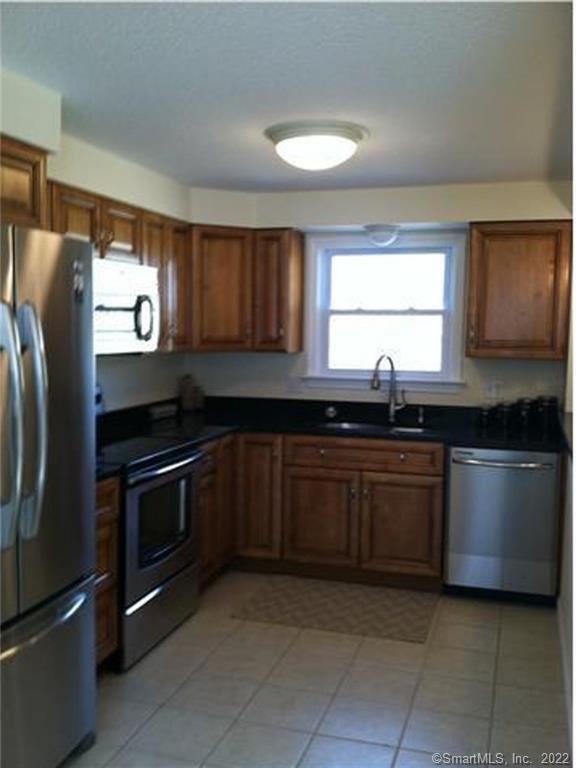 33 Inverness Lane Middletown CT 06457