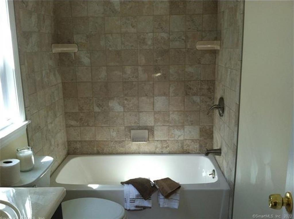 33 Inverness Lane Middletown CT 06457