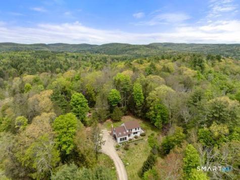 26 Old Coach Road Barkhamsted CT 06065