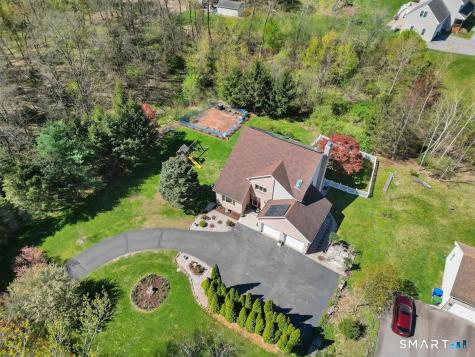 121 Bartholomew Road Middletown CT 06457