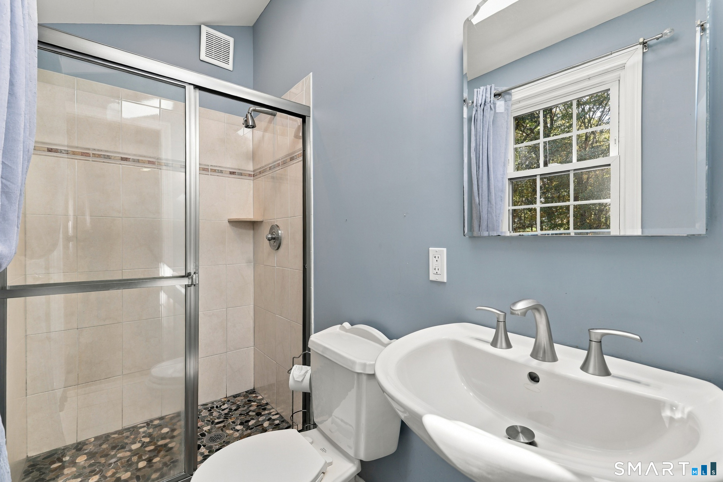 122 Meadow Hills Drive Guilford CT 06437