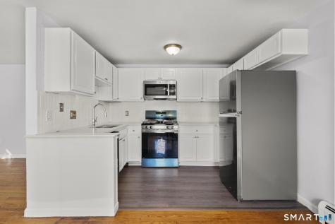 21 Chapman Street Newington CT 06111