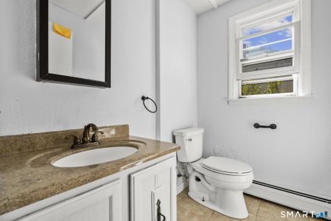 21 Chapman Street Newington CT 06111