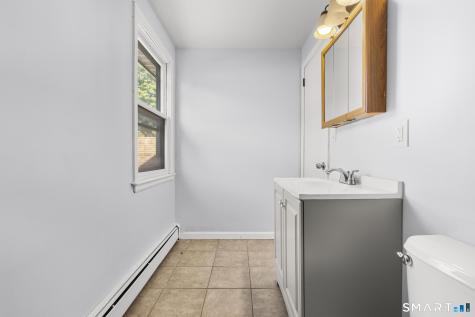 21 Chapman Street Newington CT 06111