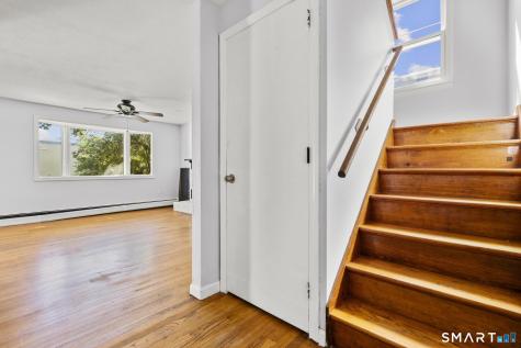 21 Chapman Street Newington CT 06111