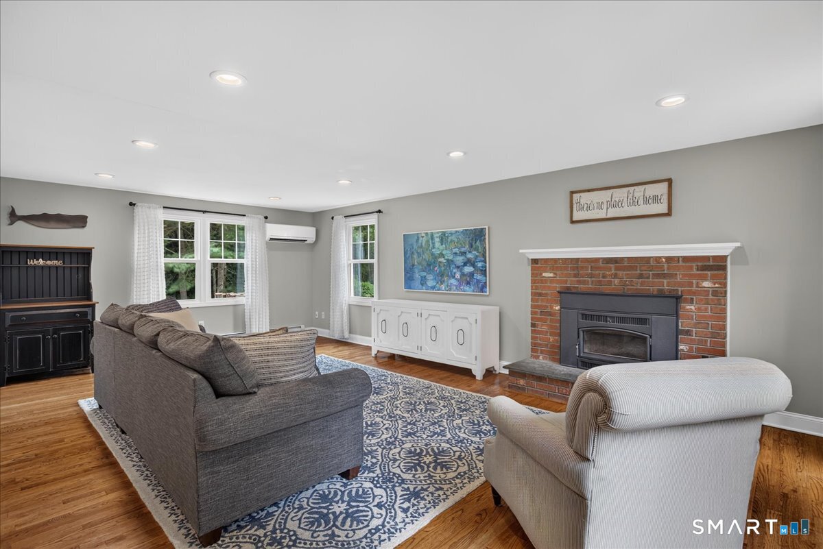 177 Glenwood Road Clinton CT 06413