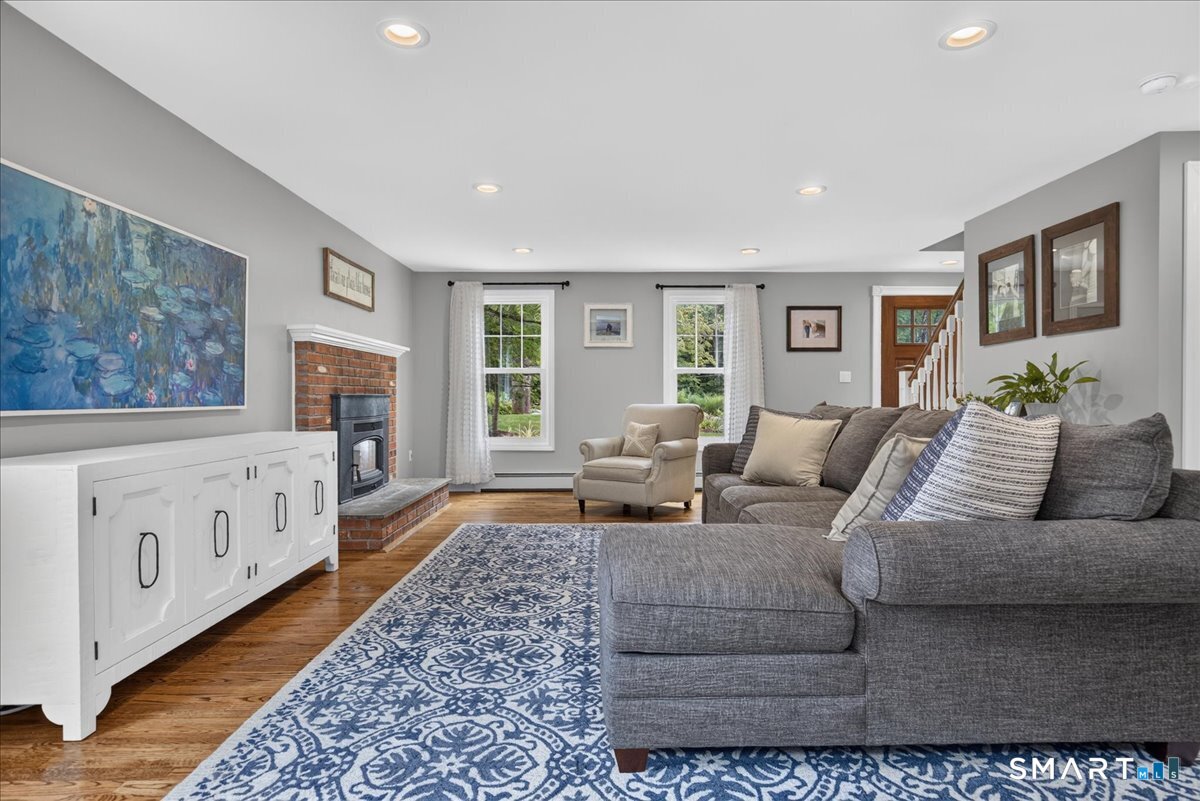 177 Glenwood Road Clinton CT 06413