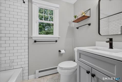 177 Glenwood Road Clinton CT 06413