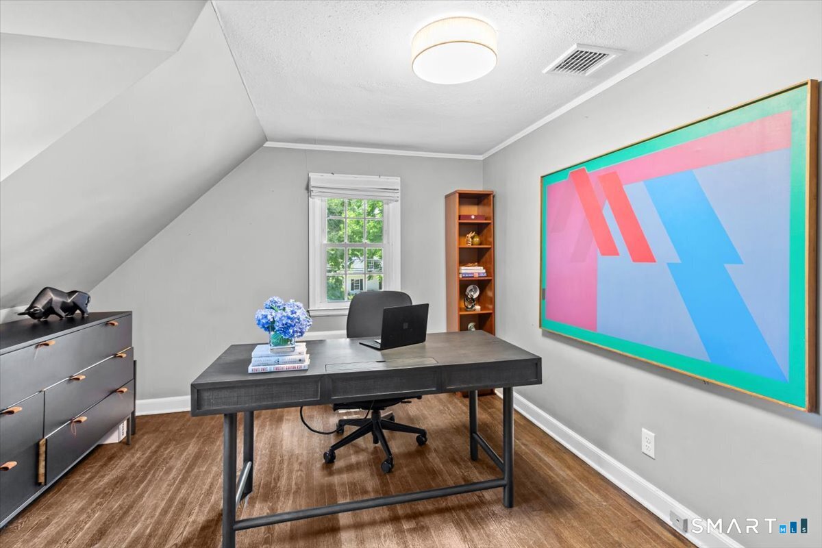 255 Mountain Road West Hartford CT 06107