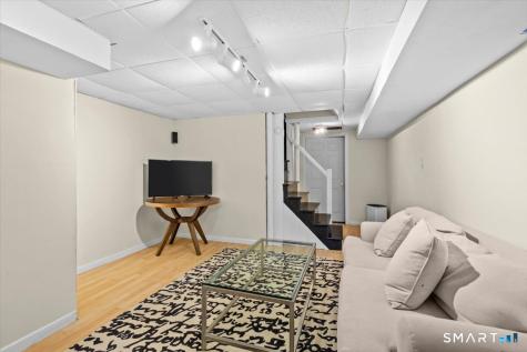 255 Mountain Road West Hartford CT 06107