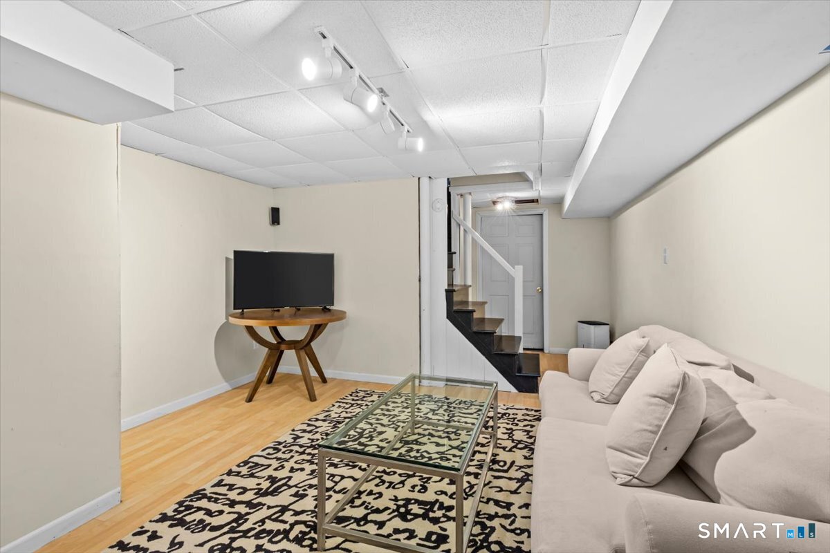 255 Mountain Road West Hartford CT 06107