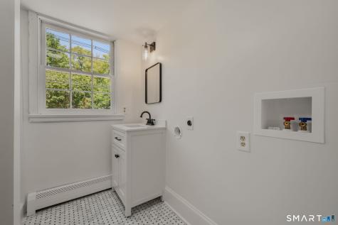 294 North Stonington Road Stonington CT 06378
