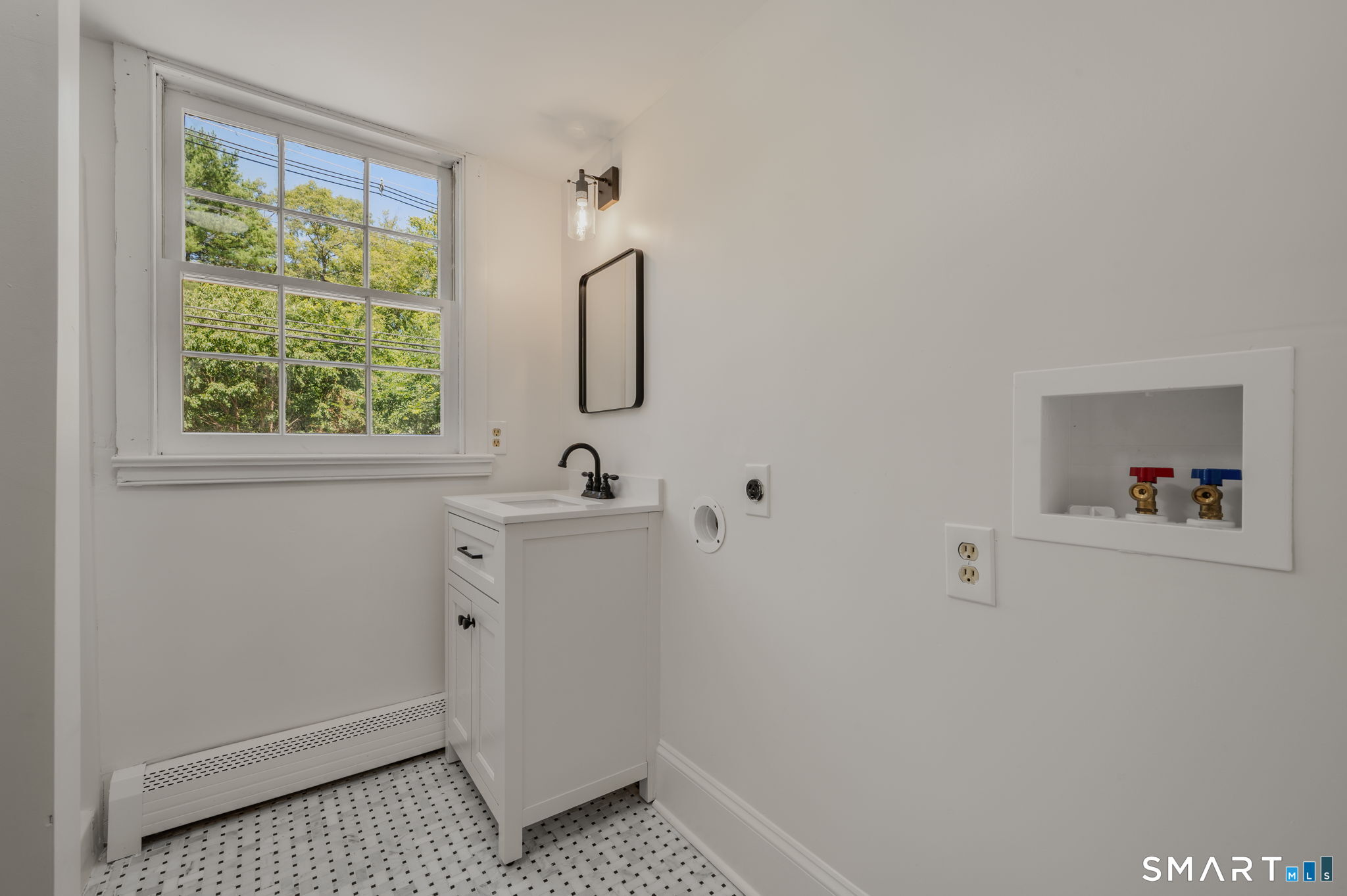 294 North Stonington Road Stonington CT 06378
