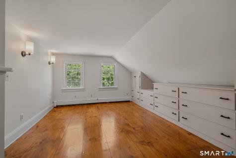 294 North Stonington Road Stonington CT 06378