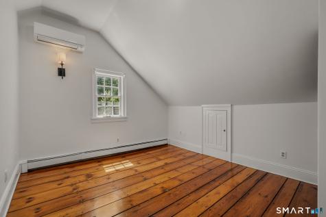 294 North Stonington Road Stonington CT 06378