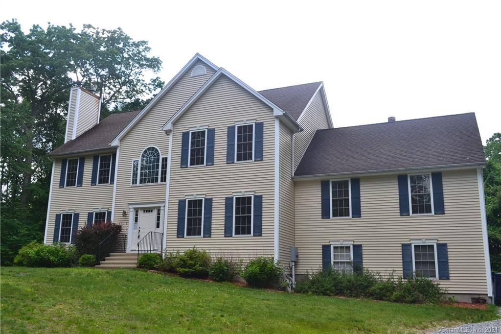 4 Hart Court Oxford CT 06478