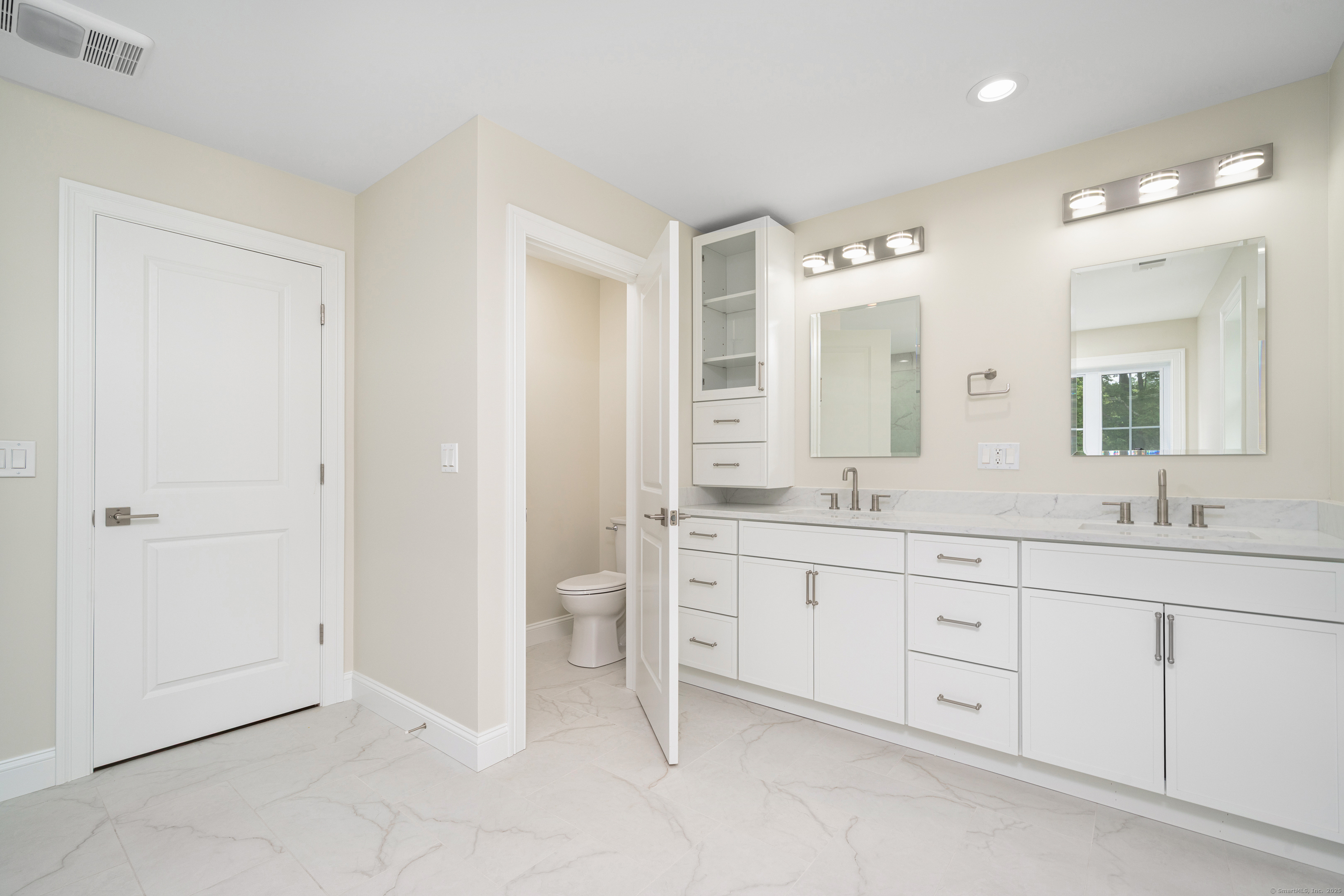 12 Verville Road Avon CT 06001