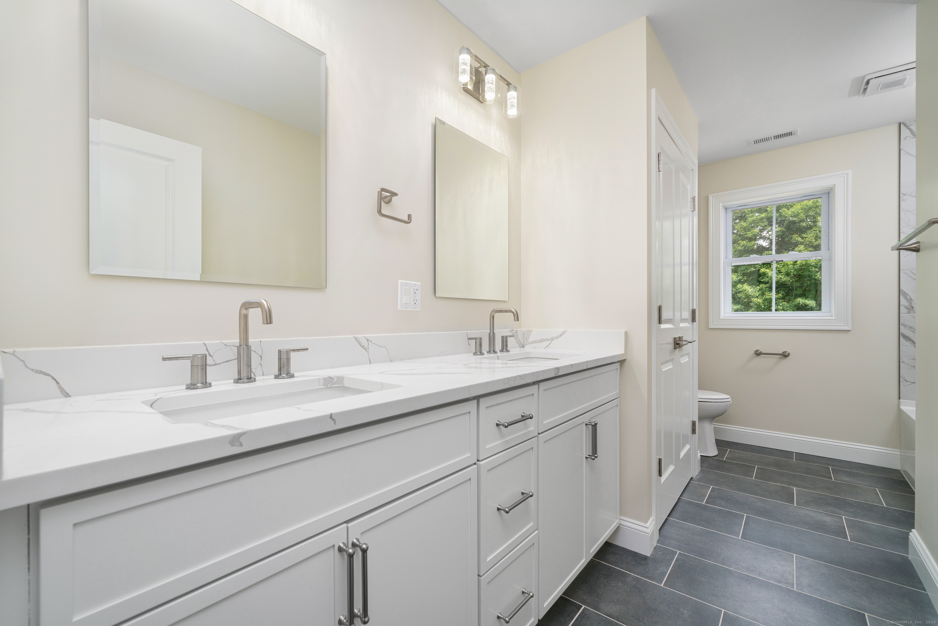 12 Verville Road Avon CT 06001