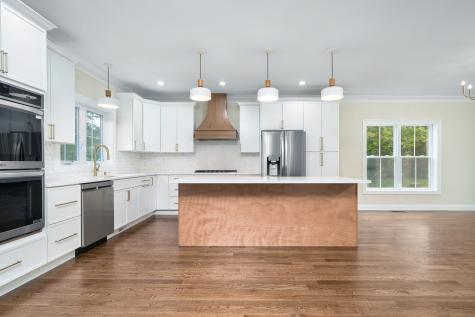 12 Verville Road Avon CT 06001