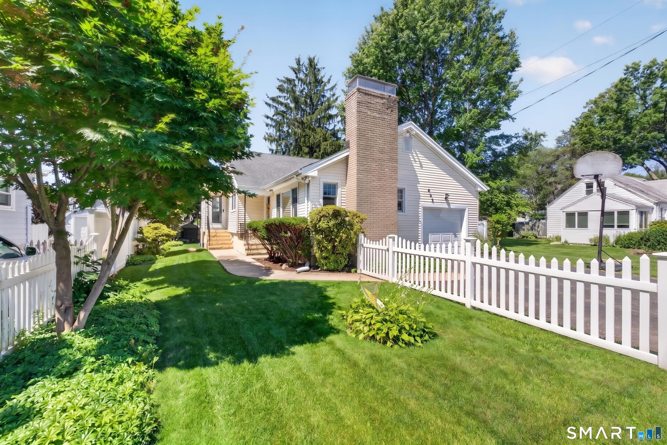 633 High Street Fairfield CT 06824