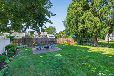 633 High Street Fairfield CT 06824