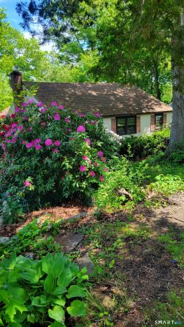 22 Ridgewood Road East Haddam CT 06415