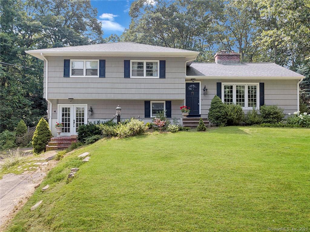 51 Mount Vernon Avenue Waterbury CT 06708