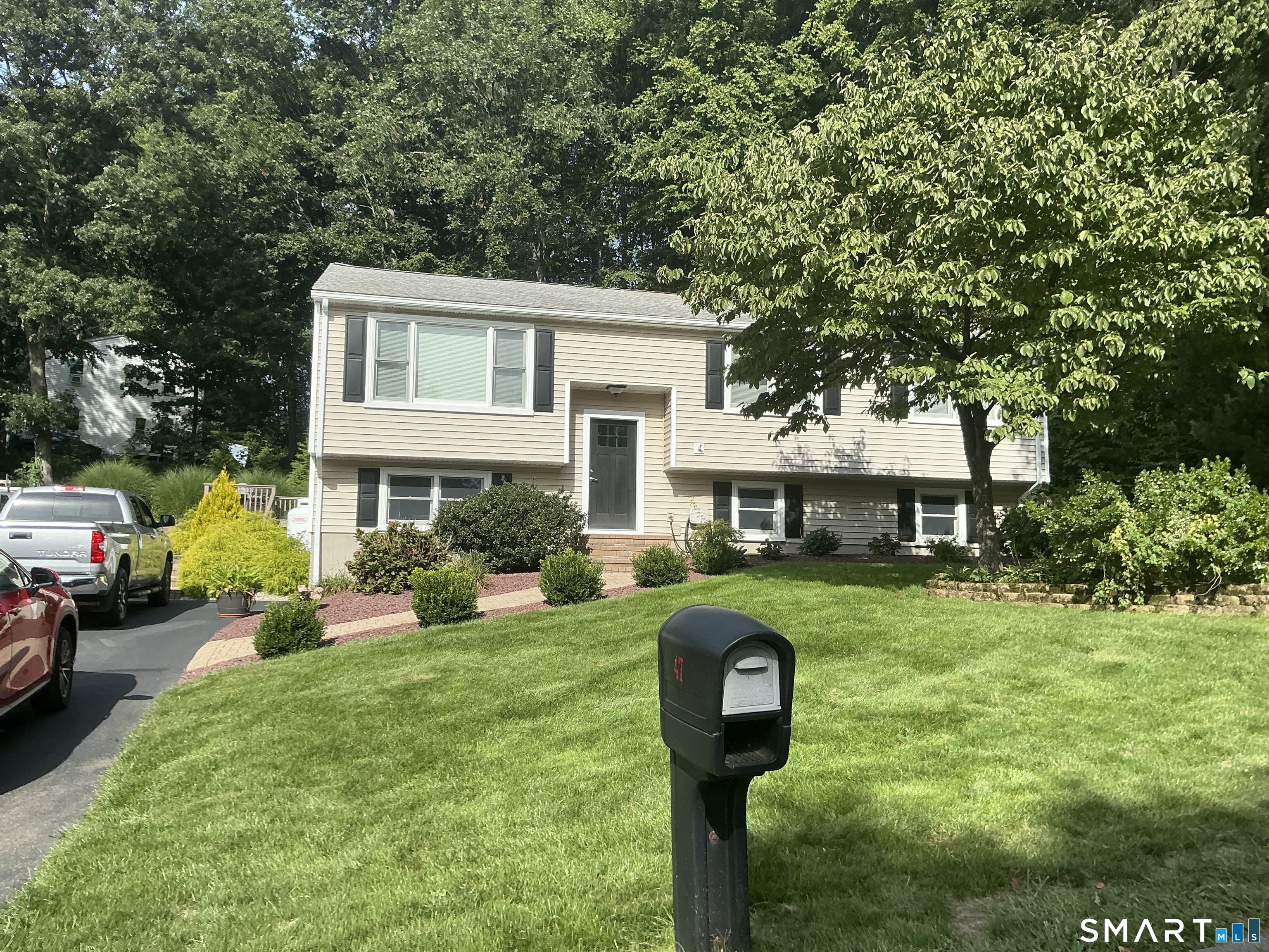 47 Moss Avenue Seymour CT 06483