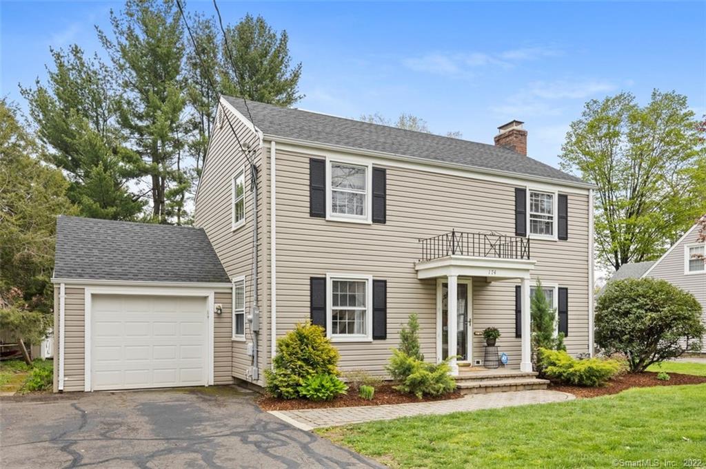 174 Woodrow Street West Hartford CT 06107