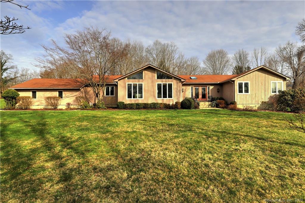 23 Inwood Road Woodbridge CT 06525