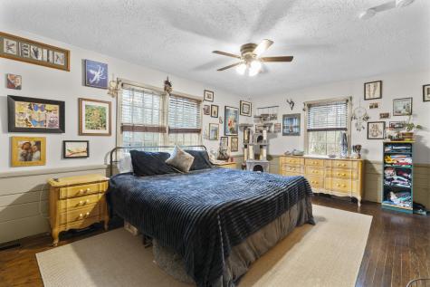 78 Main Street Newtown CT 06470